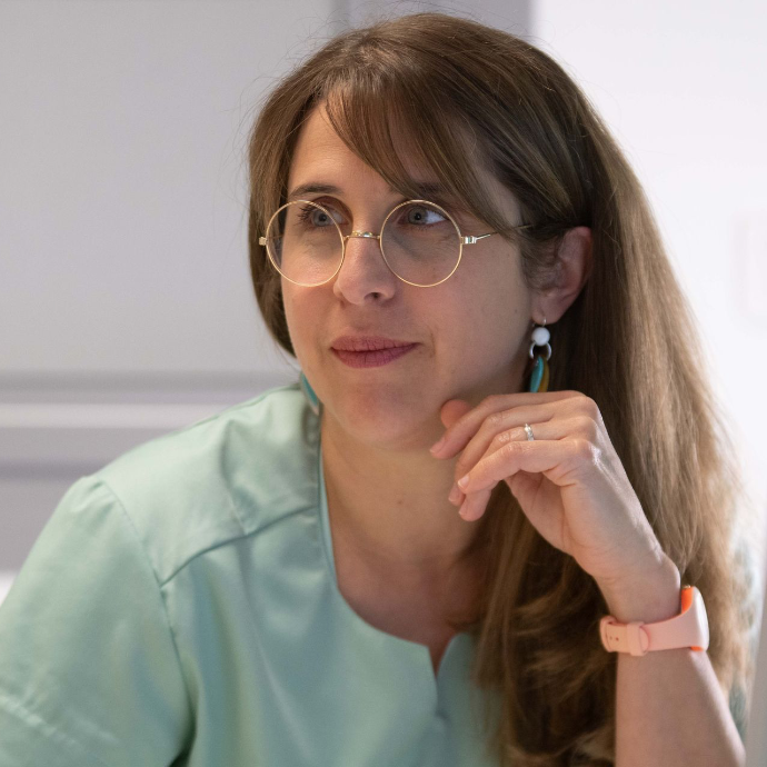 photo portrait de Aurélie Knaps Sage Femme