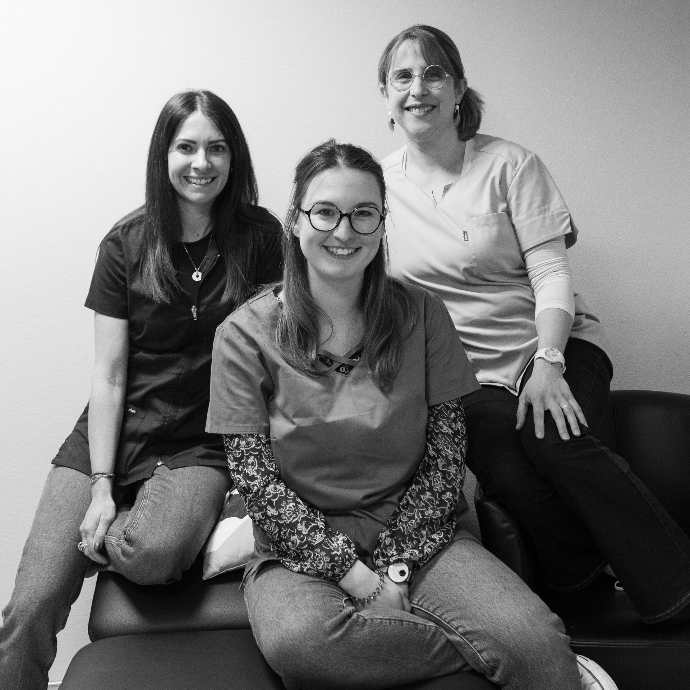 photo des sages femmes de villefontaine ensemble